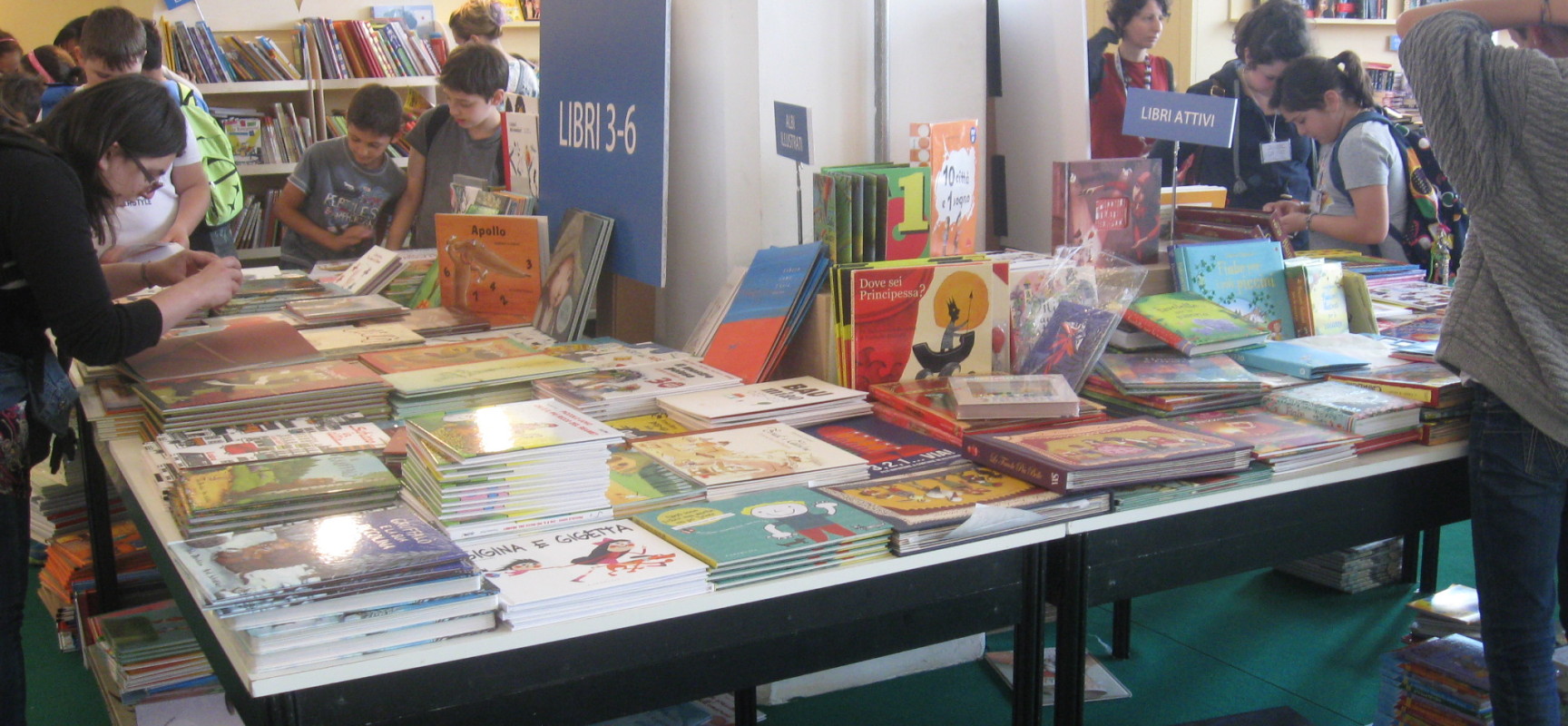 La grande libreria del Bookstock Village