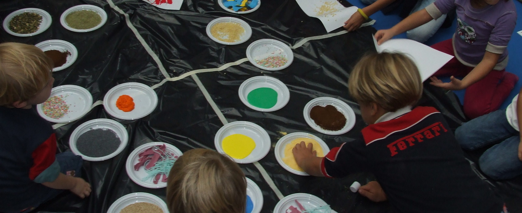 L’immaginazione, la più grande forza dei bambini: incontro e laboratorio con Chiara Lorenzoni