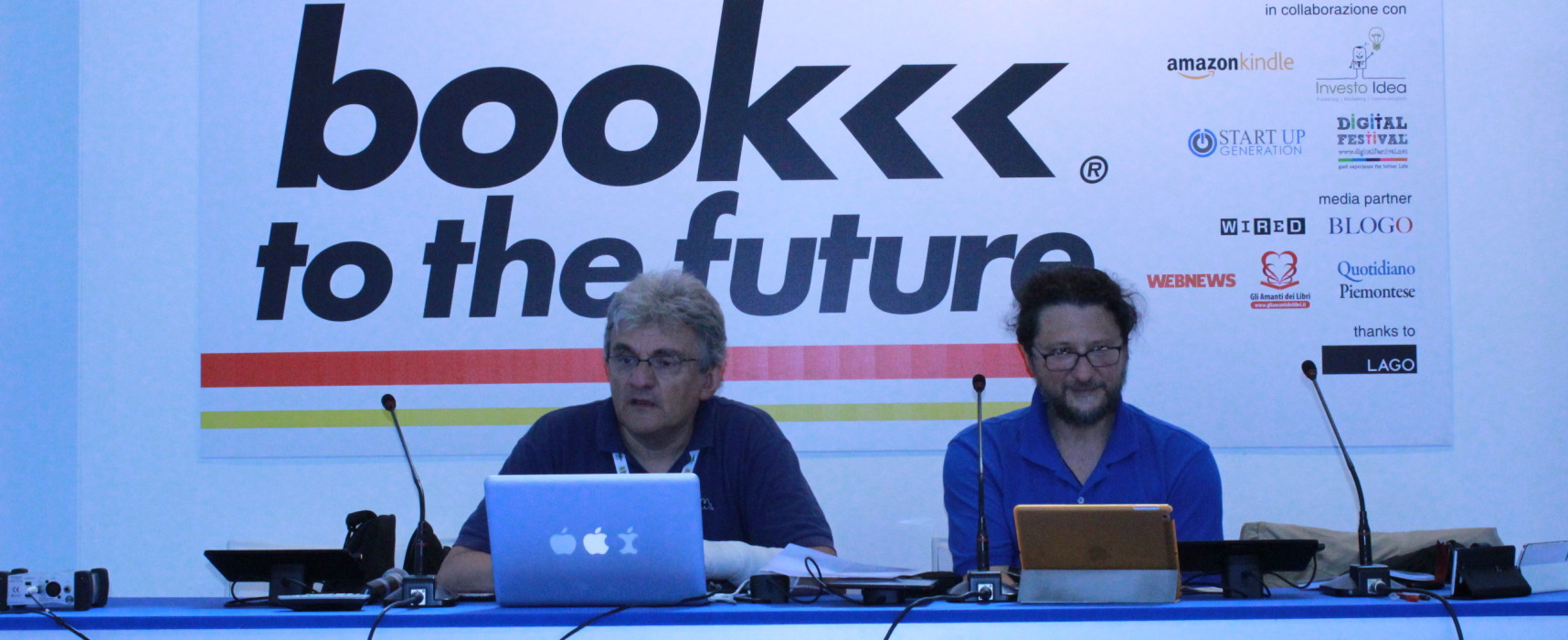 Il futuro su uno smartphone: Book to the Future