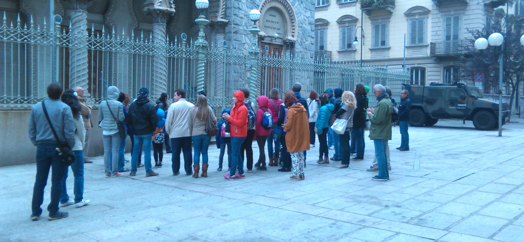 San Salvario: un quartiere, molti autori