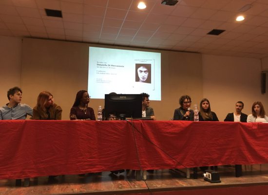 Donatella Di Pietrantonio dialoga con i ragazzi del Liceo Monti di Chieri del suo ultimo romanzo, L’Arminuta