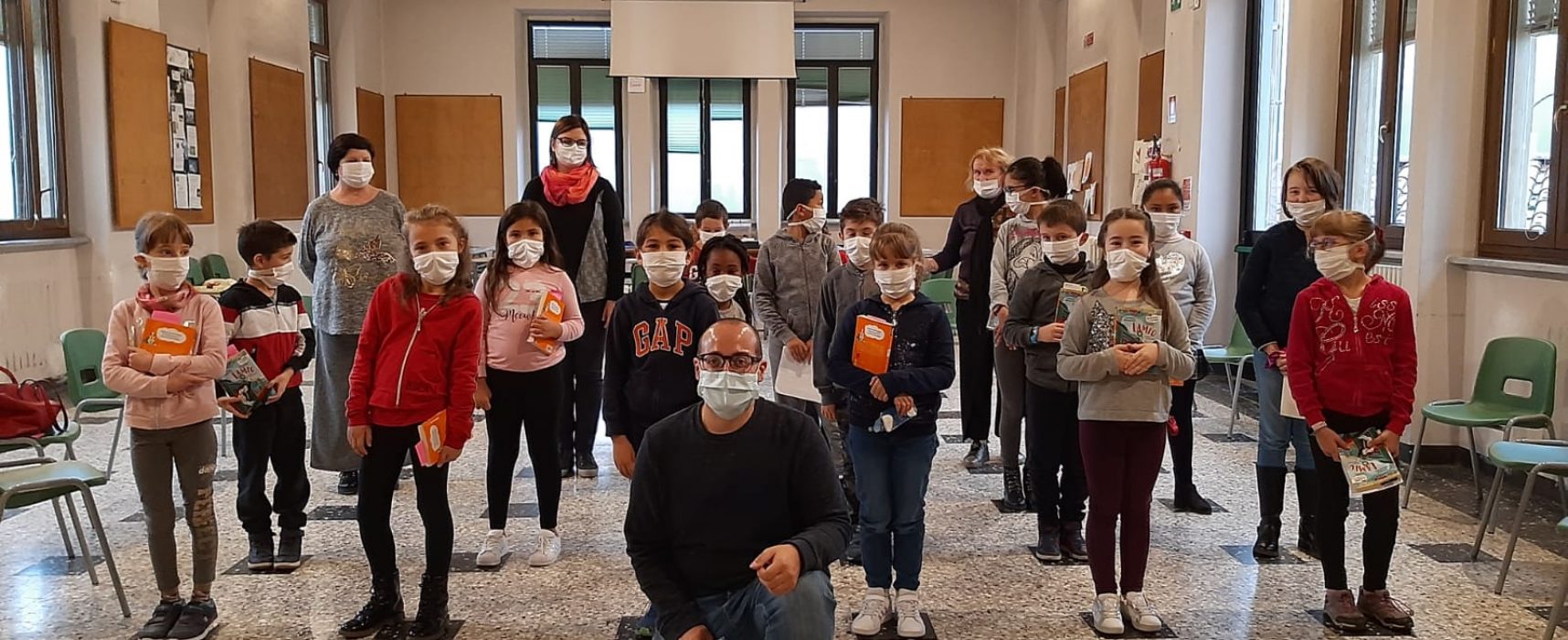 Daniele Nicastro racconta il suo primo incontro in presenza alla scuola Primaria di Coggiola Biella