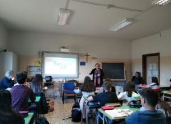 Il resoconto Istituto “Galileo Galilei” di Acireale che ha adottato Paola Caridi